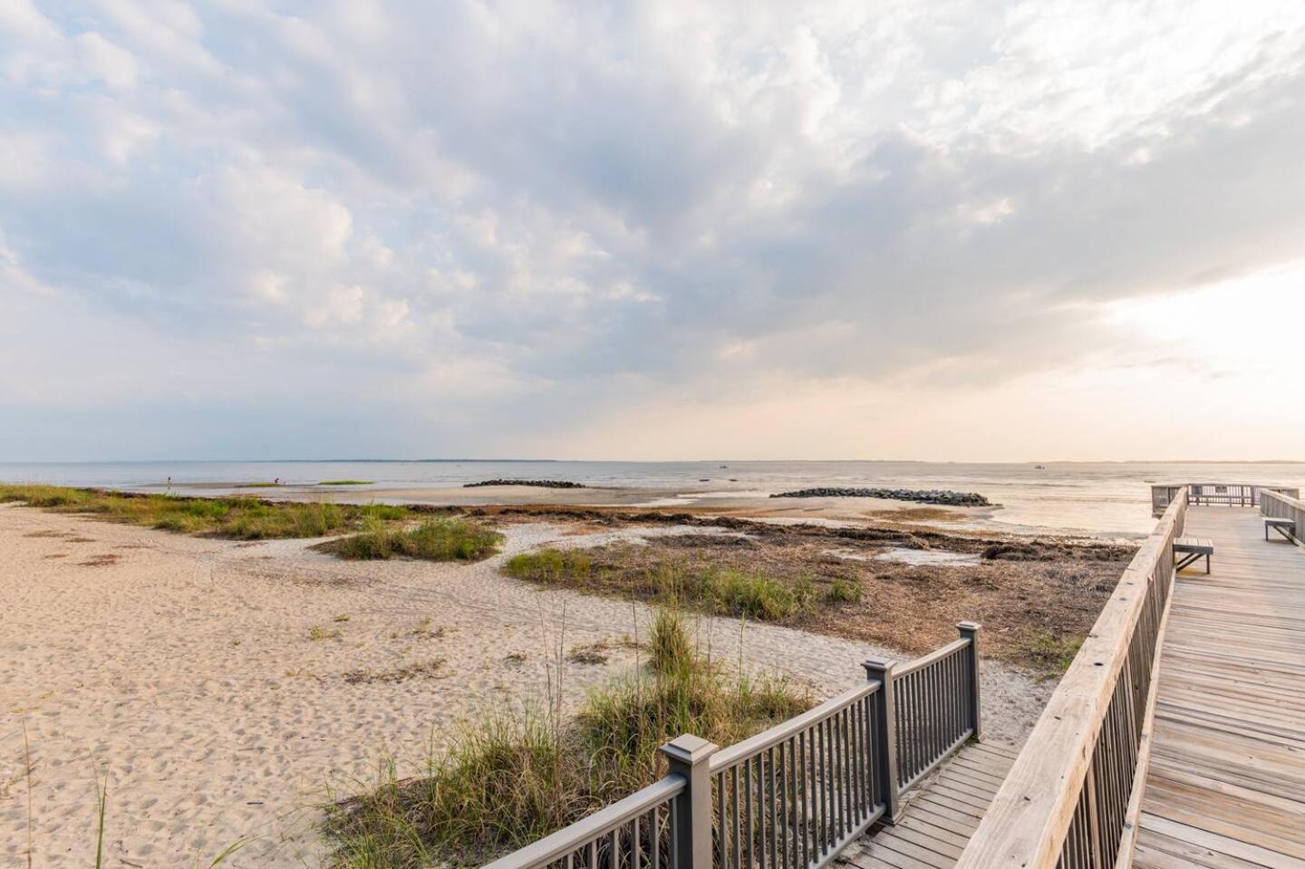 Coastal Luxe Villa By The Beach Hilton Head Island Exterior photo